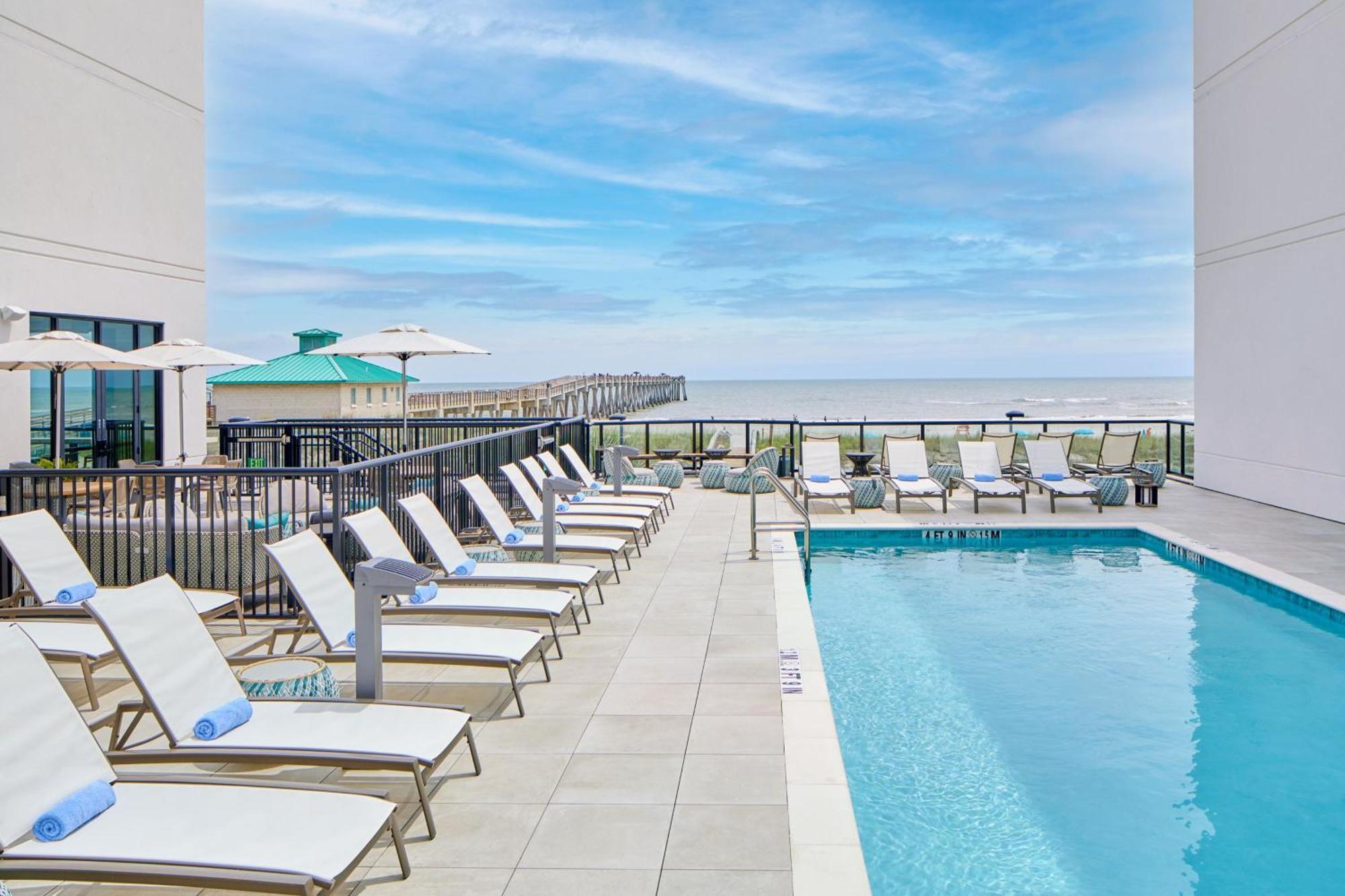 Springhill Suites By Marriott Jacksonville Beach Oceanfront Екстериор снимка