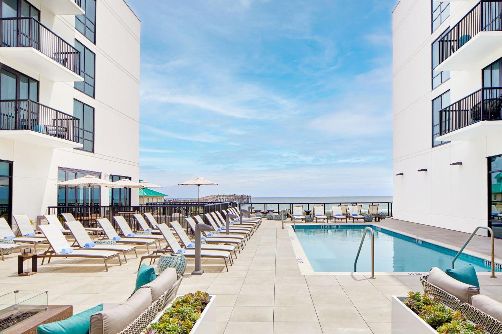 Springhill Suites By Marriott Jacksonville Beach Oceanfront Екстериор снимка