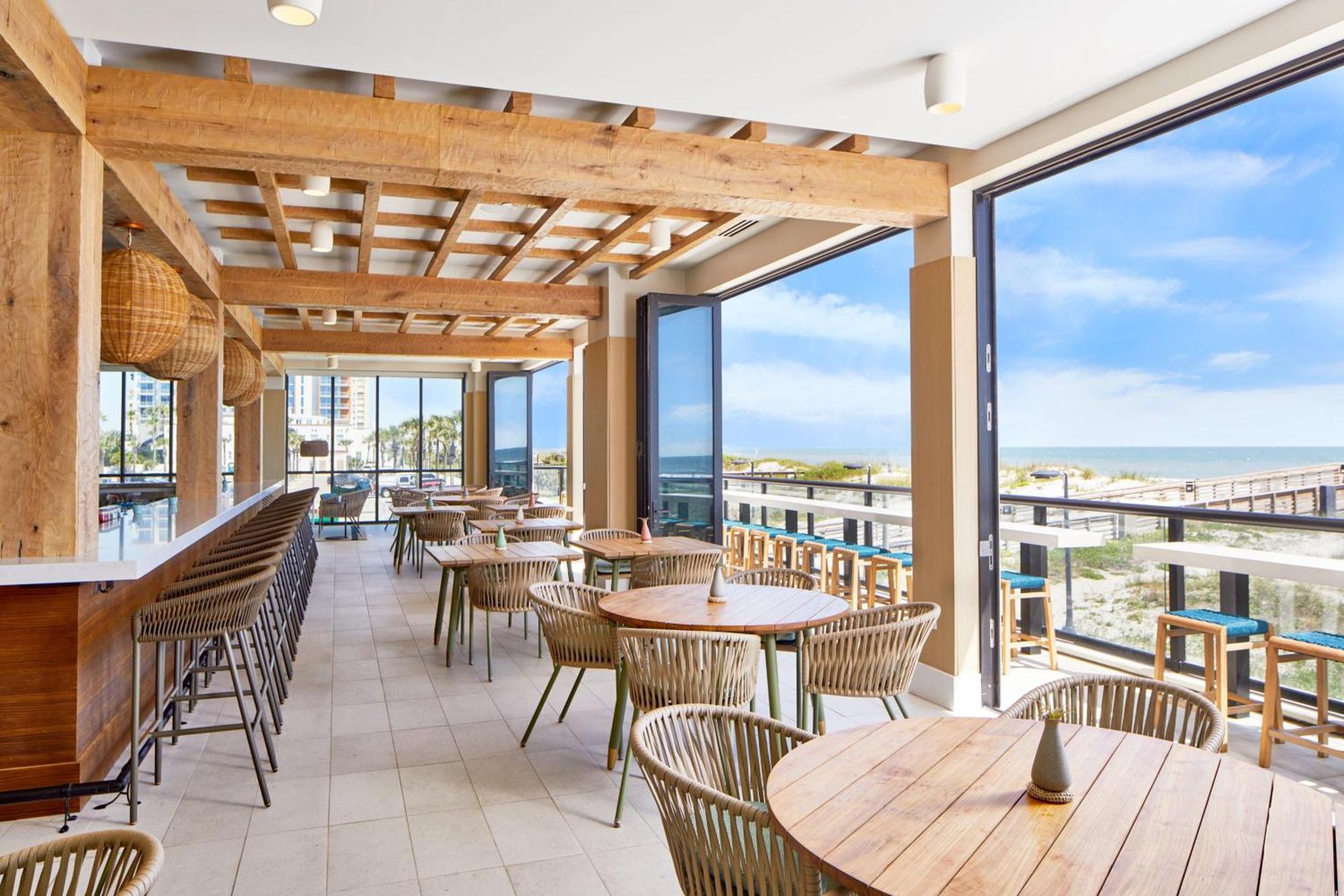 Springhill Suites By Marriott Jacksonville Beach Oceanfront Екстериор снимка