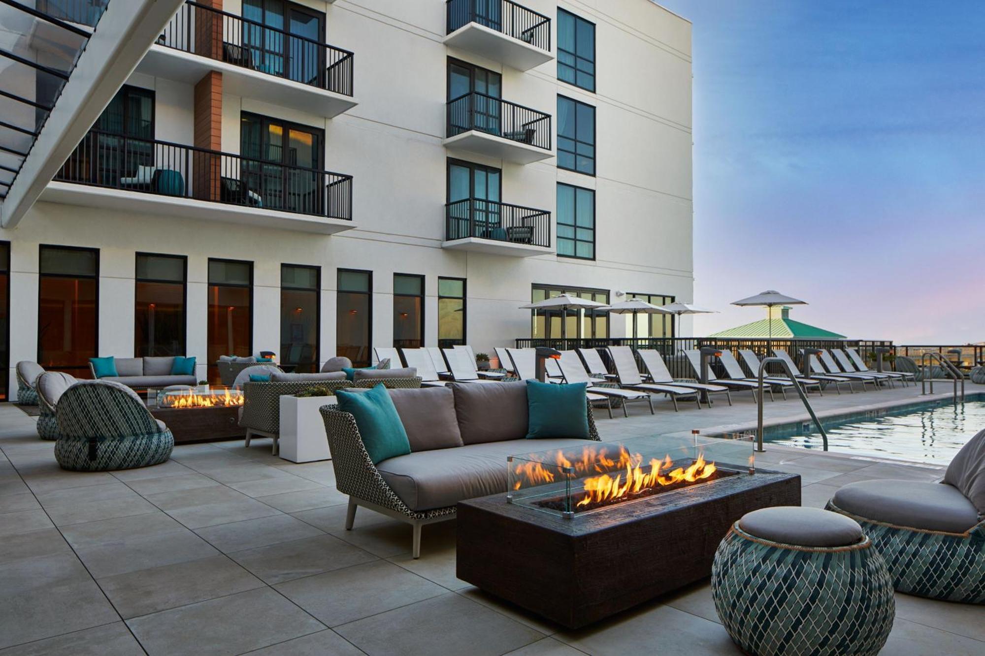 Springhill Suites By Marriott Jacksonville Beach Oceanfront Екстериор снимка
